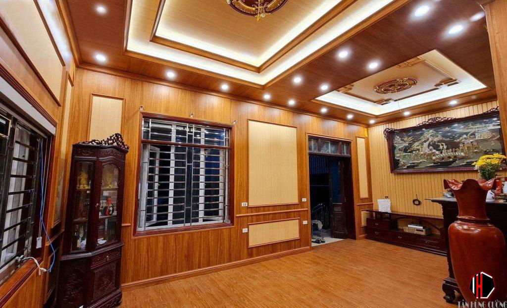 Thi công tấm ốp tường nhựa giả gỗ tại TPHCM - Công ty Tân Hùng Cường 2 nhua op tuong gia go
