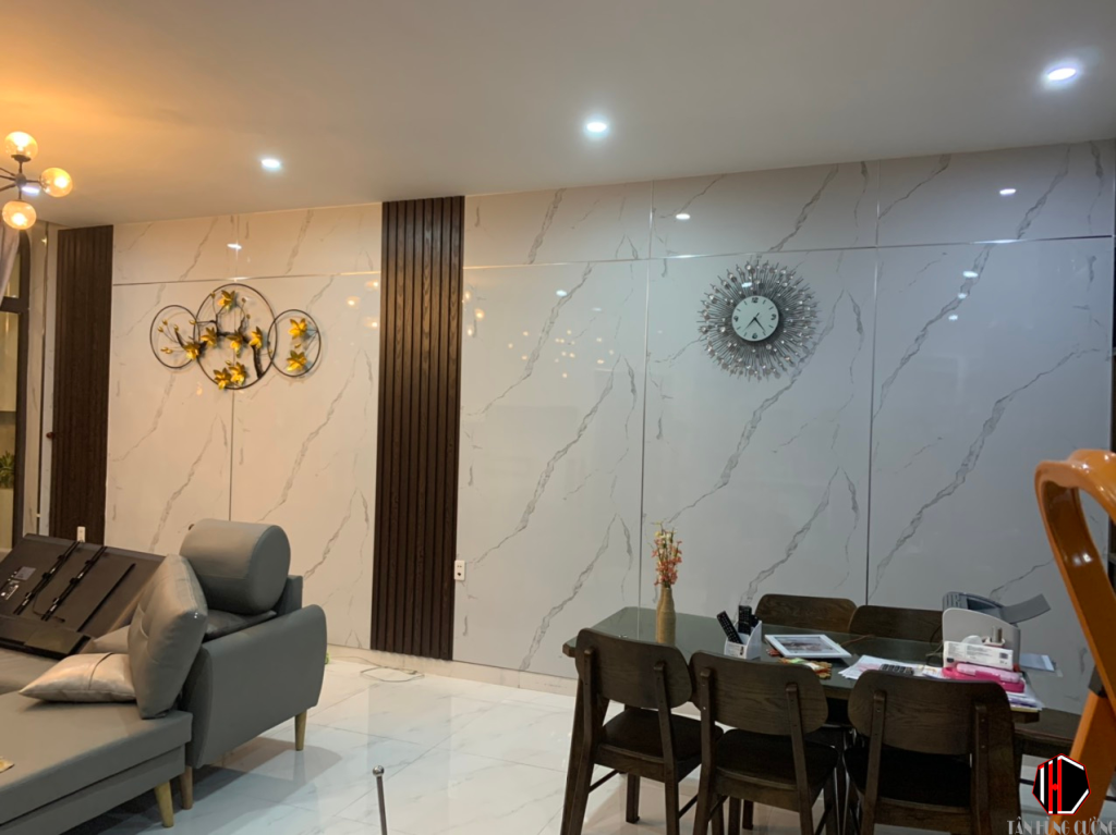 Báo Giá Thi Công Tấm Nhựa Giả Đá | Tấm pvc vân đá Ốp Tường Bao Nhiêu Tiền 1M2 59 thi cong tam nhua gia da 1