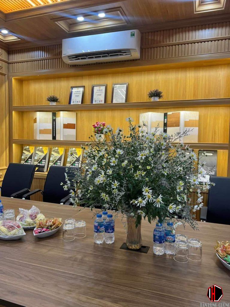 tam nhua op tuong da nang 30